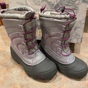 NWB North Face Alpenglow 3Y Gray Purple